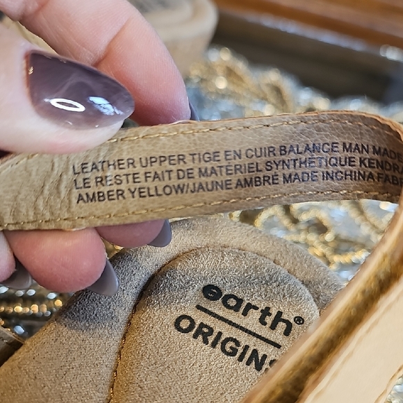 Earth Origins Tan Sandals - Picture 8 of 11